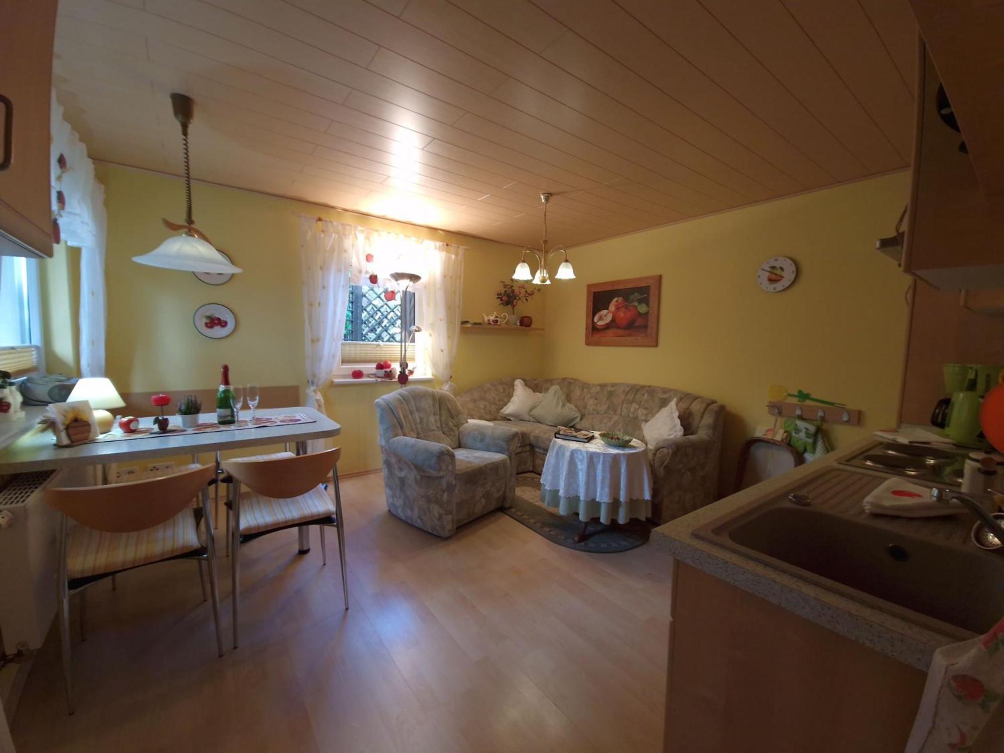 Ahlbeck, Ferienobjekt Apfel-Blume-Veilchen Apartment Heringsdorf  Cameră foto