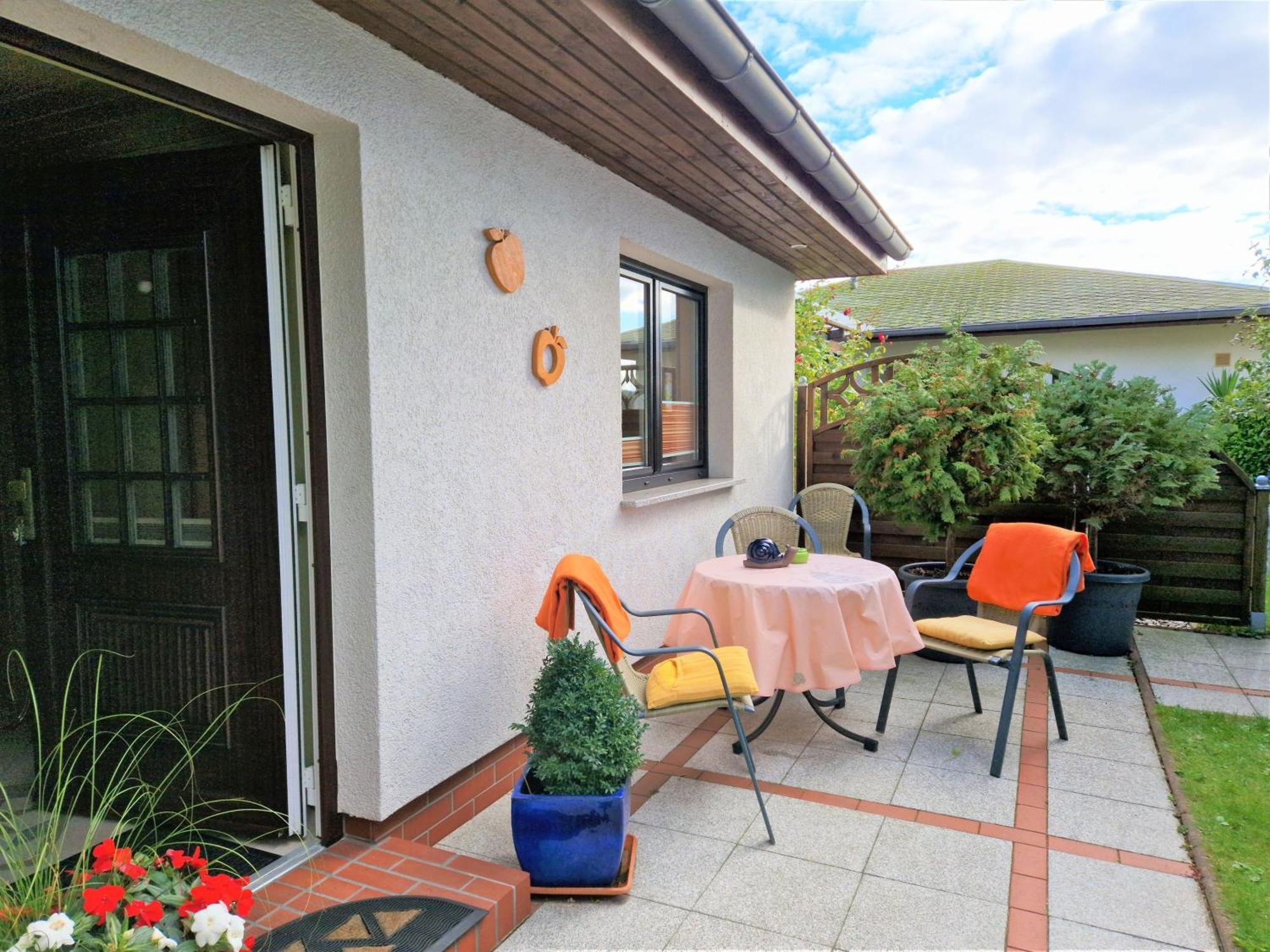 Ahlbeck, Ferienobjekt Apfel-Blume-Veilchen Apartment Heringsdorf  Cameră foto