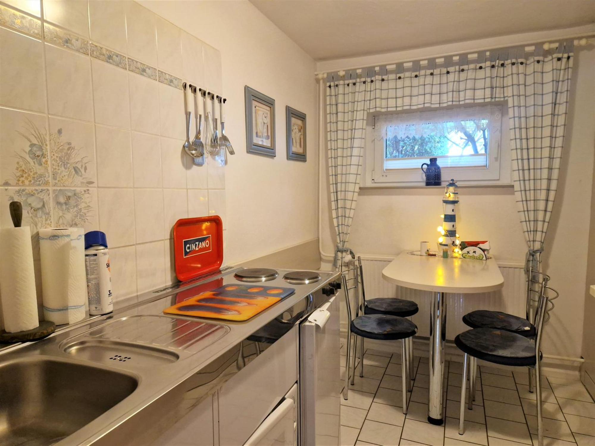 Ahlbeck, Ferienobjekt Apfel-Blume-Veilchen Apartment Heringsdorf  Cameră foto
