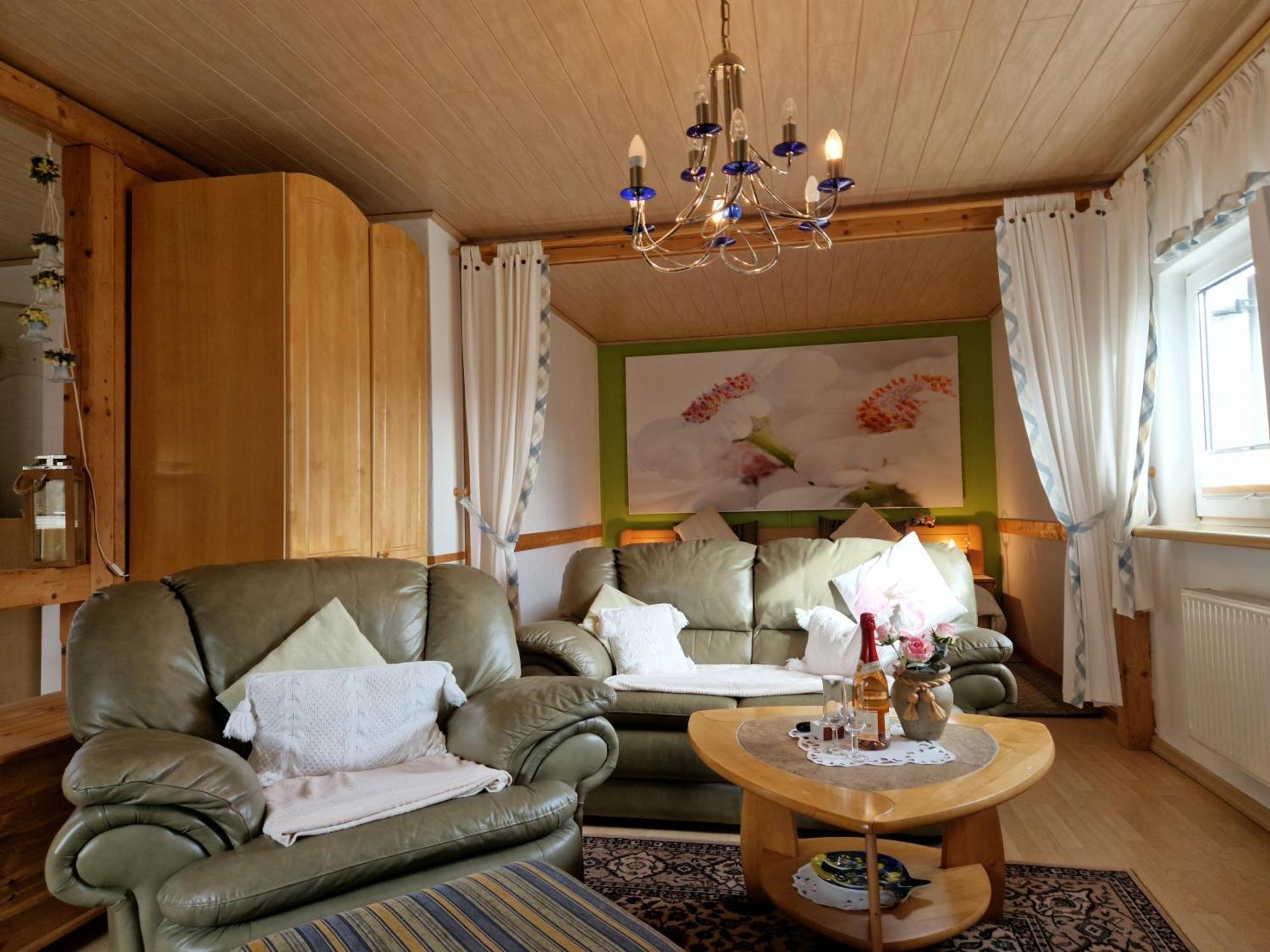 Ahlbeck, Ferienobjekt Apfel-Blume-Veilchen Apartment Heringsdorf  Cameră foto